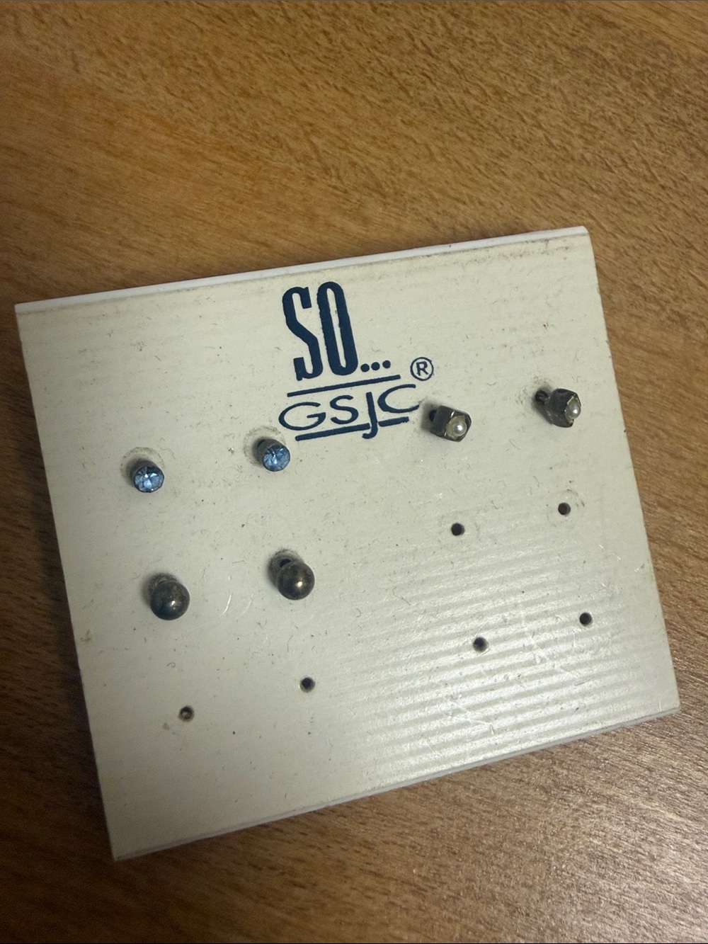 Set of tiny vintage look studs